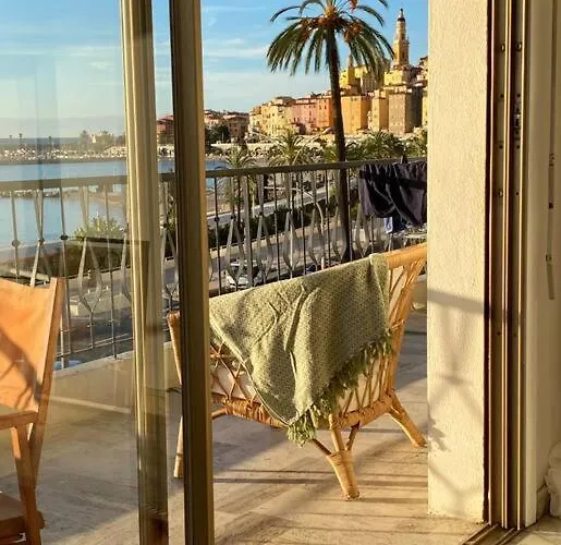 Apartamento Le Garavan-vue Mer-plage-clim-terrasse *